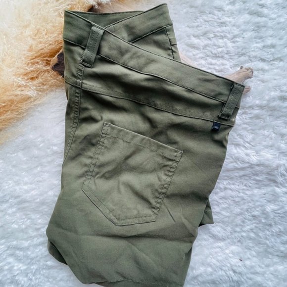 Hiking shorts - Picture 2 of 2